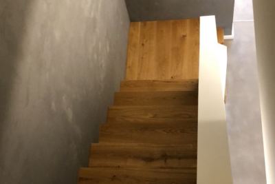 Flur, Treppenaufgang Spachteltechnik